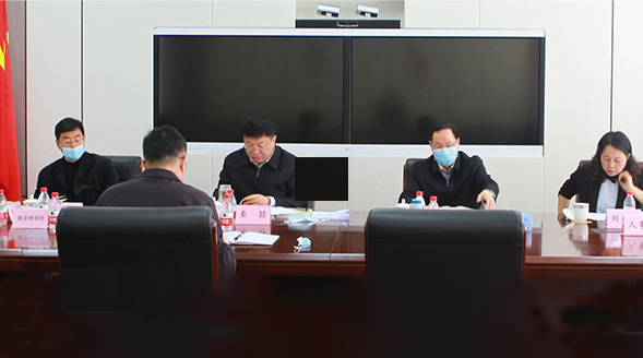 包子漫画
党史学习教育读书班开班